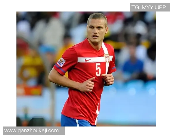 塞尔维亚足球明星高中锋的崛起与未来发展展望 塞尔维亚足球明星高中锋的崛起与未来发展展望